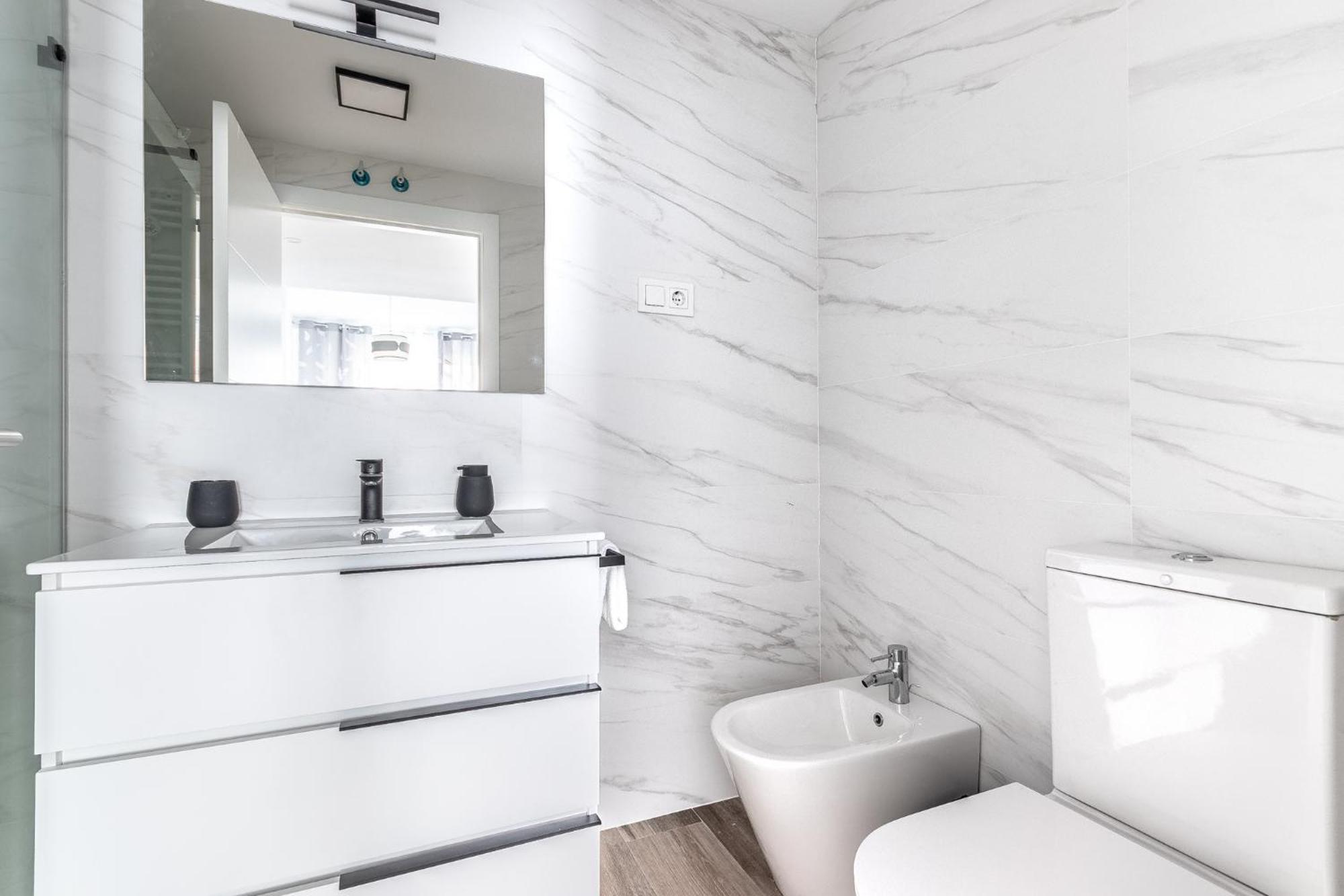 Xirimiri Apartment By People Rentals Bilbao Esterno foto